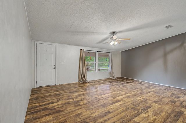 74 County Road 2110, Liberty, TX 77575