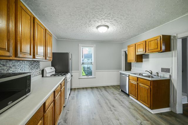 3529 Humboldt Avenue N, Minneapolis, MN 55412