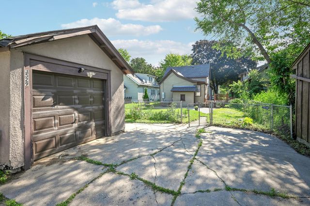 3529 Humboldt Avenue N, Minneapolis, MN 55412