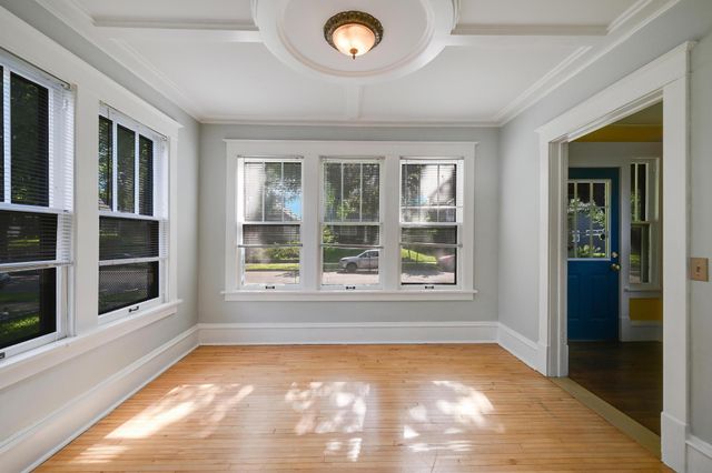 3529 Humboldt Avenue N, Minneapolis, MN 55412