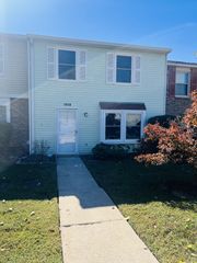 2820 Lake Forest Dr, Nashville, TN 37217