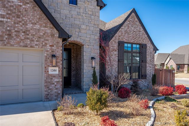 12404 S 103rd East Avenue, Bixby, OK 74008