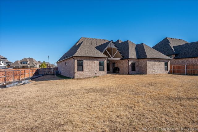 12404 S 103rd East Avenue, Bixby, OK 74008
