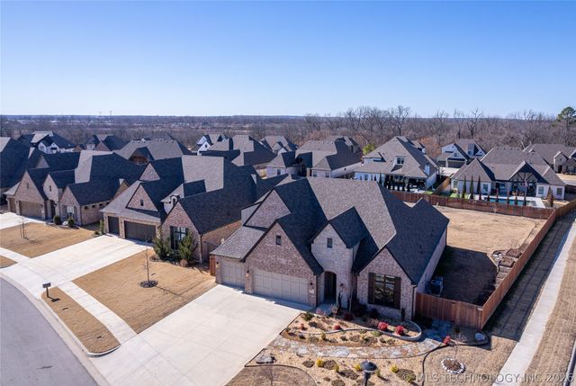 12404 S 103rd East Avenue, Bixby, OK 74008