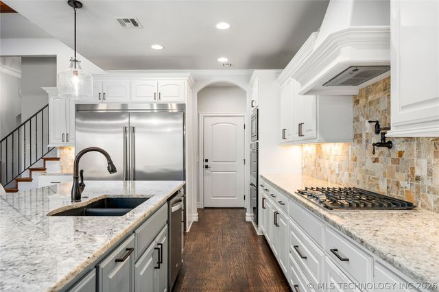 12404 S 103rd East Avenue, Bixby, OK 74008