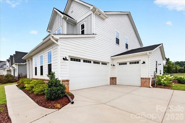 222 Lanyard Lane, Belmont, NC 28012