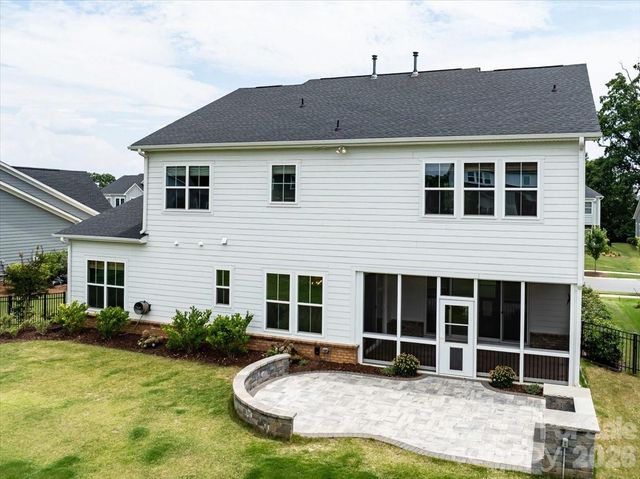 222 Lanyard Lane, Belmont, NC 28012