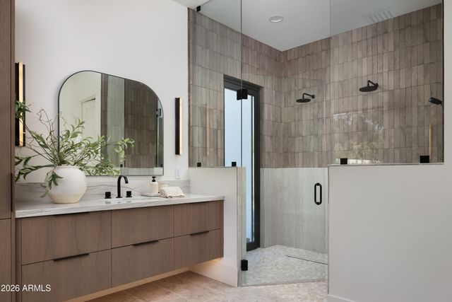 4935 E BERNEIL Drive, Paradise Valley, AZ 85253