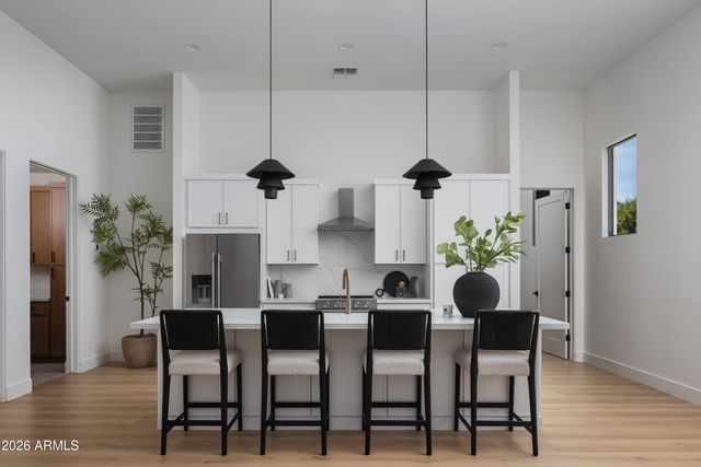 4935 E BERNEIL Drive, Paradise Valley, AZ 85253