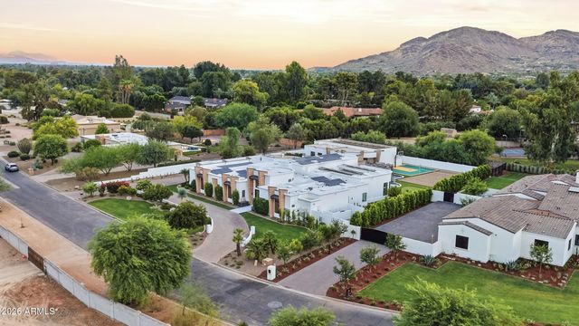 4935 E BERNEIL Drive, Paradise Valley, AZ 85253