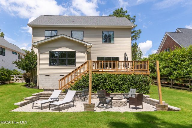 140 Surry Circle Drive S, Pinehurst, NC 28374