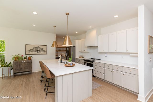 140 Surry Circle Drive S, Pinehurst, NC 28374