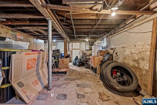 44 Scheerer Avenue, Newark, NJ 07112