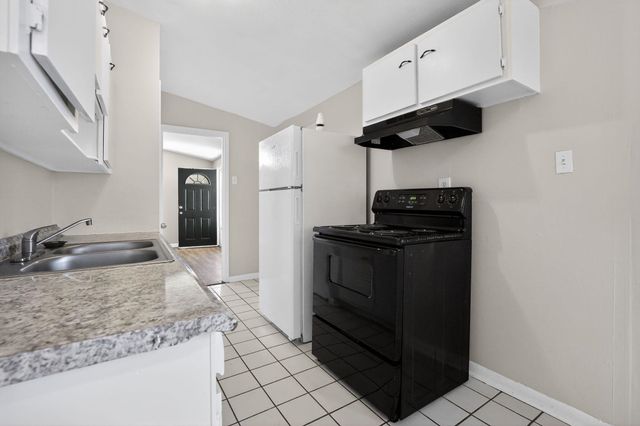 2712 MCGREGOR AVE, Memphis, TN 38127