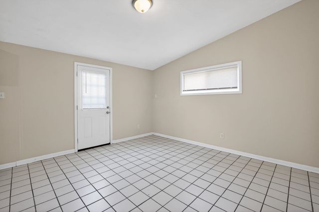 2712 MCGREGOR AVE, Memphis, TN 38127