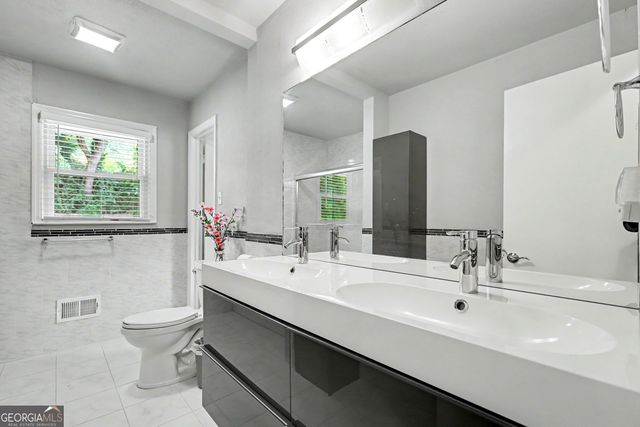 2866 Greenbush Place NE, Atlanta, GA 30345