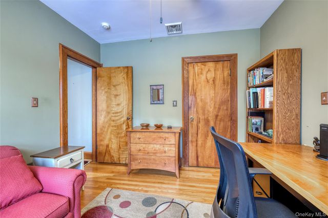 14 Oak Street, Cornwall, NY 12518