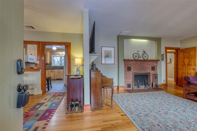 14 Oak Street, Cornwall, NY 12518