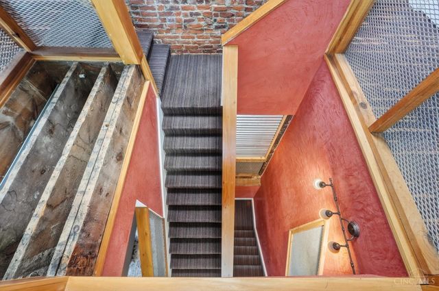 1810 Walker Street, Cincinnati, OH 45202