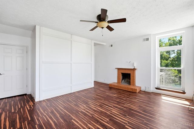 1810 Walker Street, Cincinnati, OH 45202