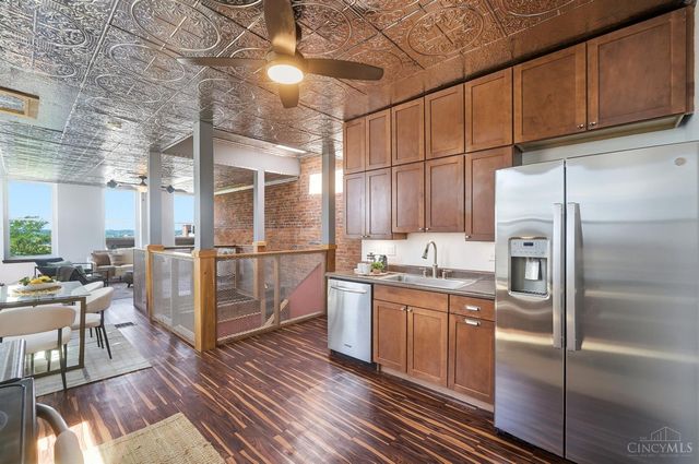 1810 Walker Street, Cincinnati, OH 45202