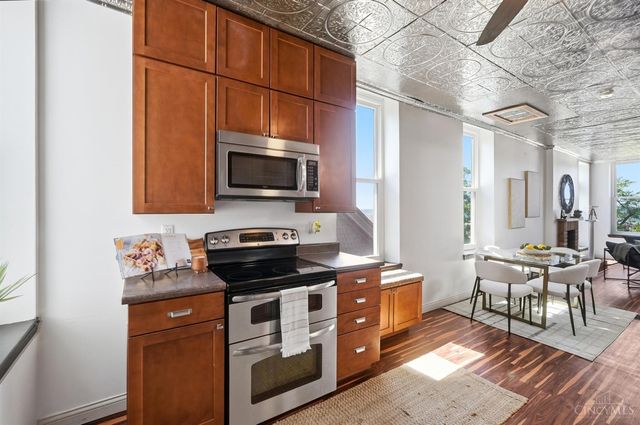 1810 Walker Street, Cincinnati, OH 45202