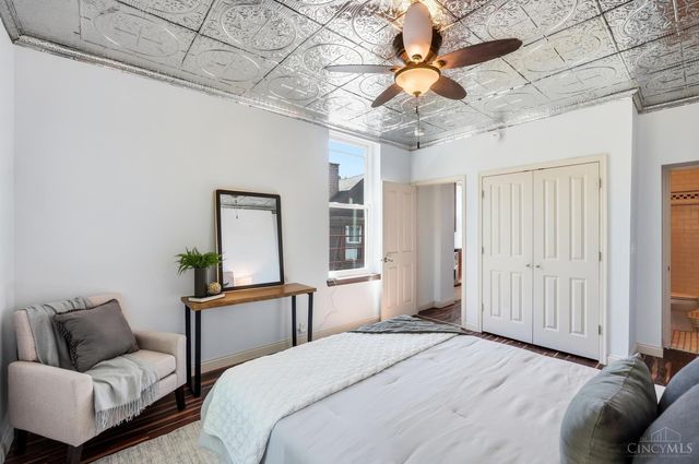 1810 Walker Street, Cincinnati, OH 45202