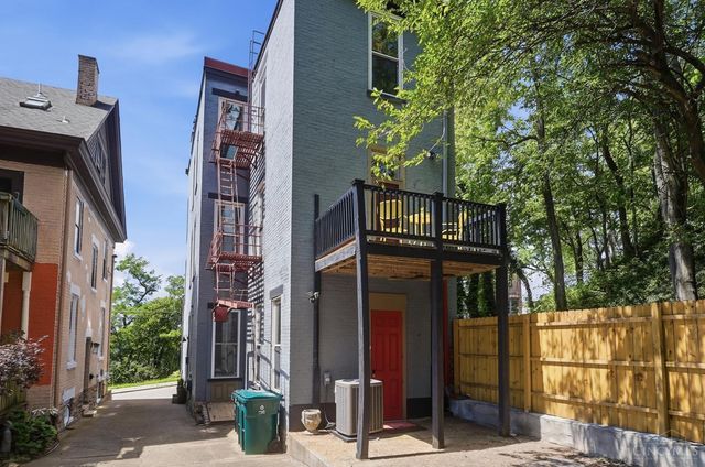 1810 Walker Street, Cincinnati, OH 45202