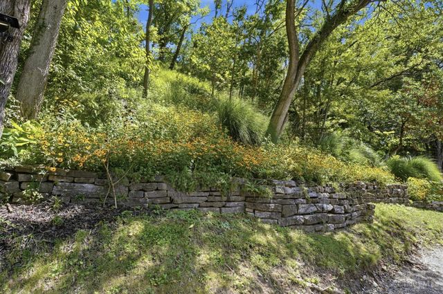 1810 Walker Street, Cincinnati, OH 45202