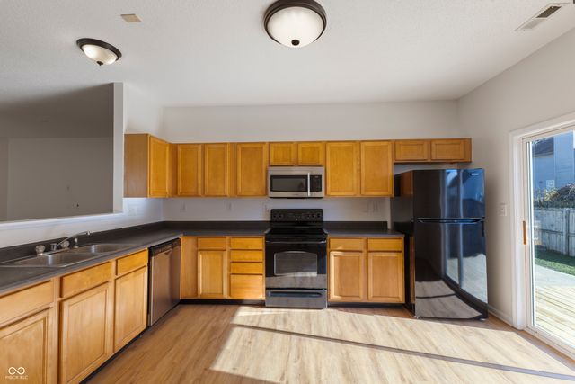 9699 Gibbon Lane, Avon, IN 46123