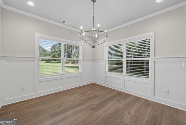 2736 Thomas View Court, Loganville, GA 30052
