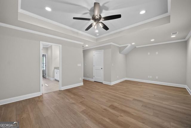 2736 Thomas View Court, Loganville, GA 30052