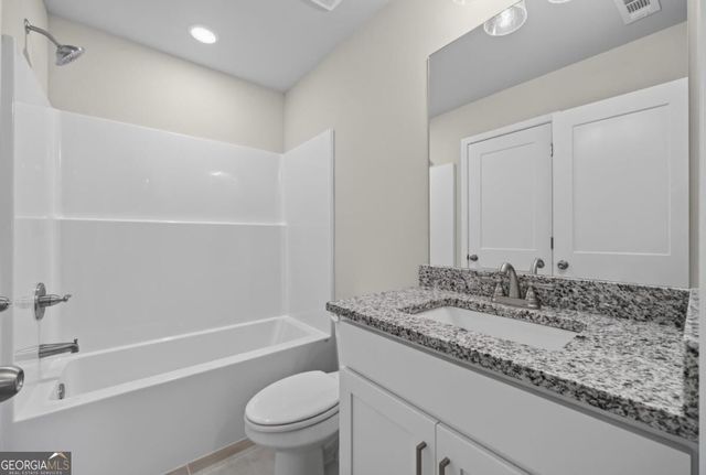 2736 Thomas View Court, Loganville, GA 30052