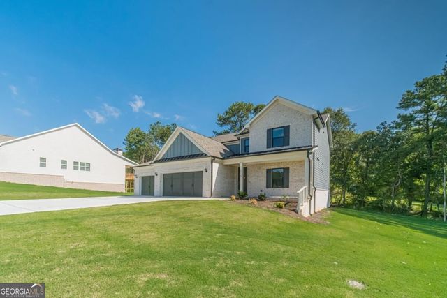 2736 Thomas View Court, Loganville, GA 30052