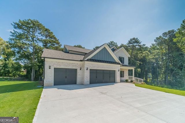 2736 Thomas View Court, Loganville, GA 30052