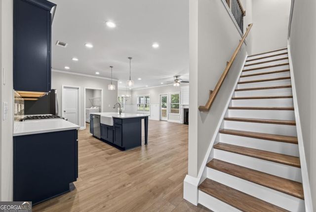 2736 Thomas View Court, Loganville, GA 30052