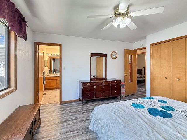 68 Wheatridge Dr, Pueblo, CO 81005