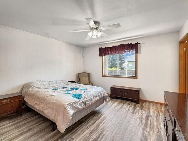 68 Wheatridge Dr, Pueblo, CO 81005