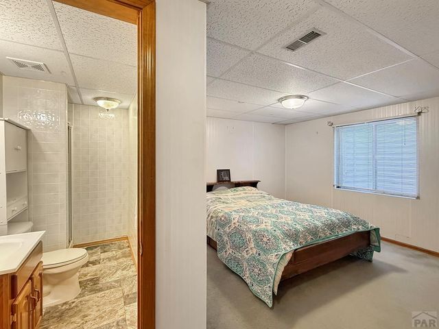68 Wheatridge Dr, Pueblo, CO 81005