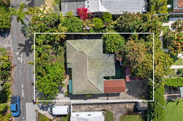 310 Russlyn Drive, West Palm Beach, FL 33405