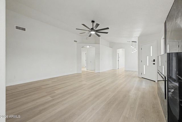 10263 W POTTER Drive, Peoria, AZ 85382