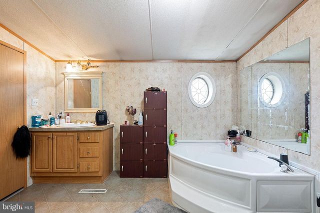 1650 CYPRESS BRANCH RD, Dover, DE 19901