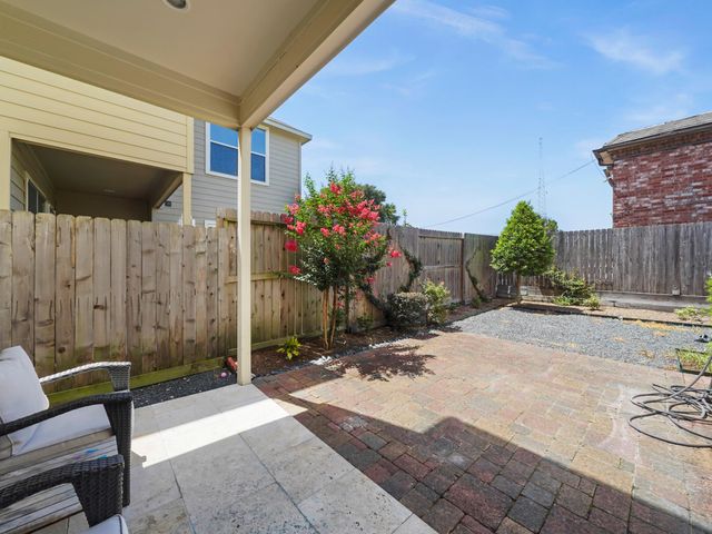 9516 Cedarpost Square Street, Houston, TX 77055