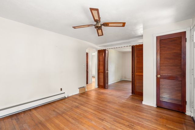 35 Queen Cir, South Hadley, MA 01075