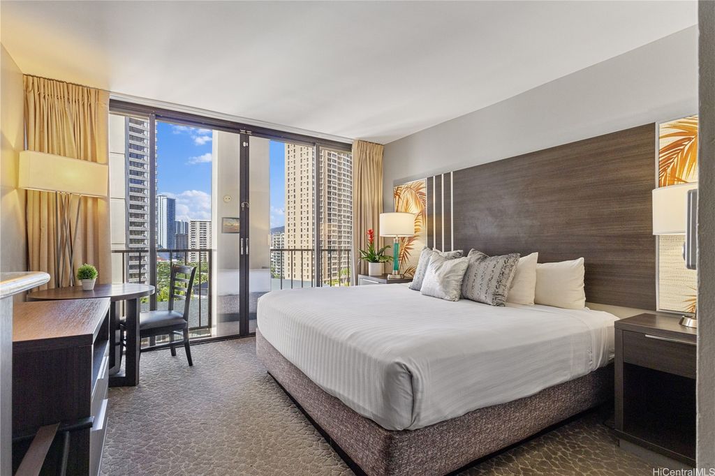 1850 Ala Moana Boulevard 703, Honolulu, HI 96815