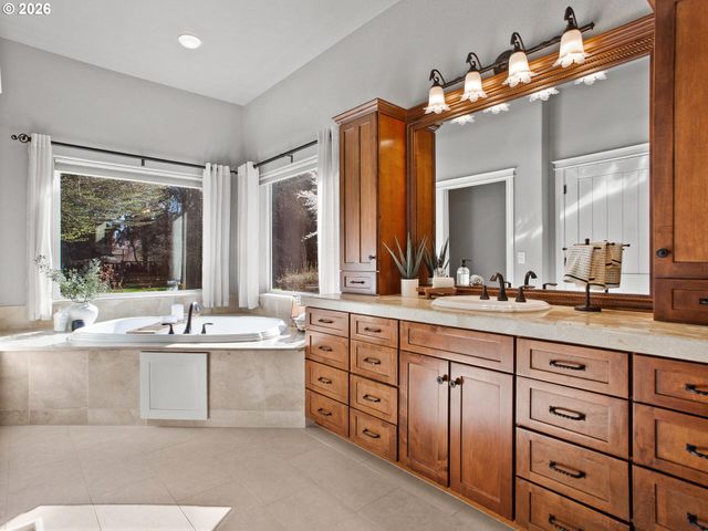 10205 Ne 110TH Cir, Vancouver, WA 98662