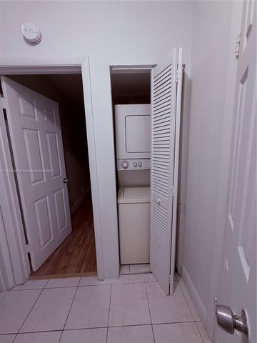 6603 Winfield Blvd B8, Margate, FL 33063