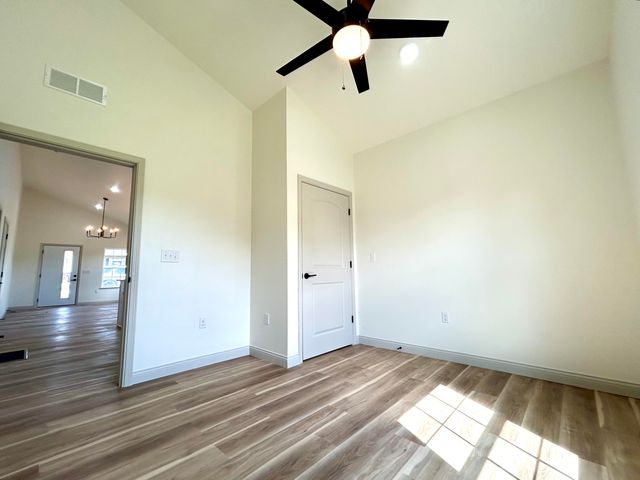 323 Randolph Street, Somerset, KY 42501