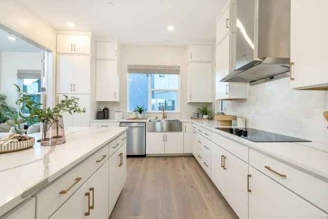 2500 Sage Street, San Mateo, CA 94403