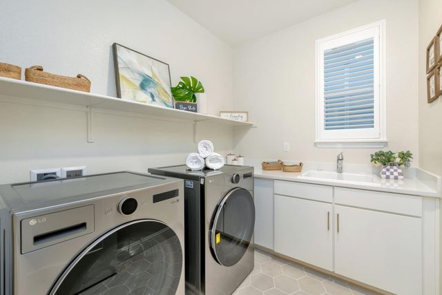 2500 Sage Street, San Mateo, CA 94403